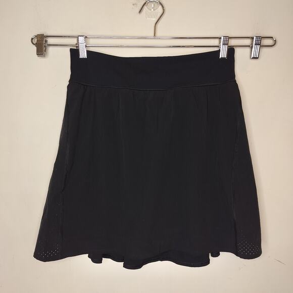 SPANX Black Women Shorts Skorts - Picture 2 of 9